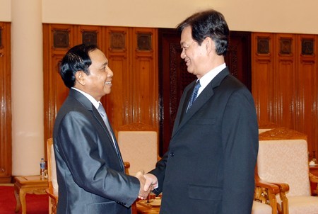 Prime Minister Nguyen Tan Dung receives Lao Inspector General - ảnh 1